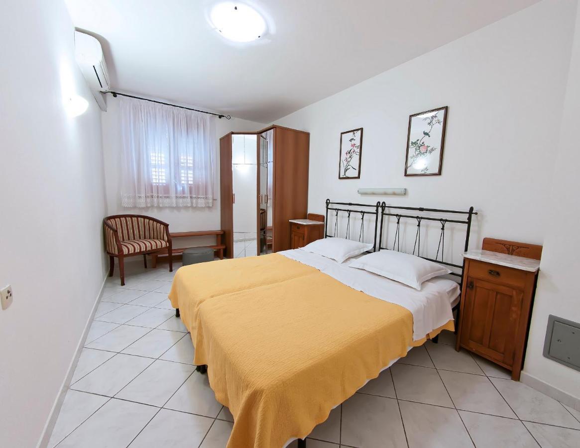 Villa Ana Zaton  Buitenkant foto