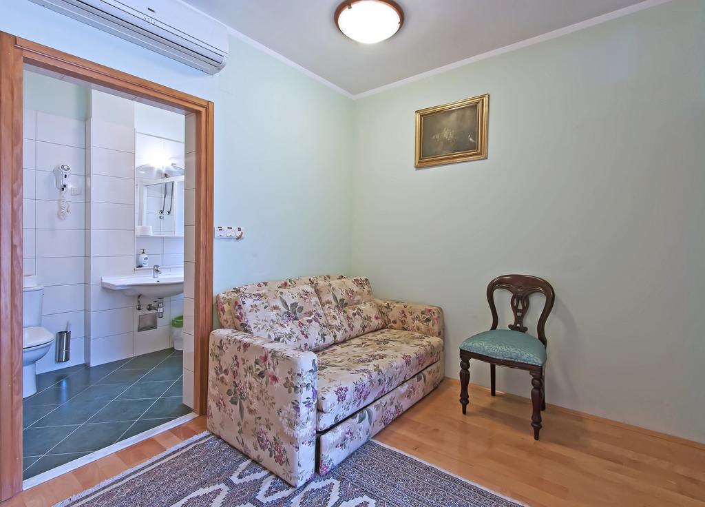 Villa Ana Zaton  Buitenkant foto