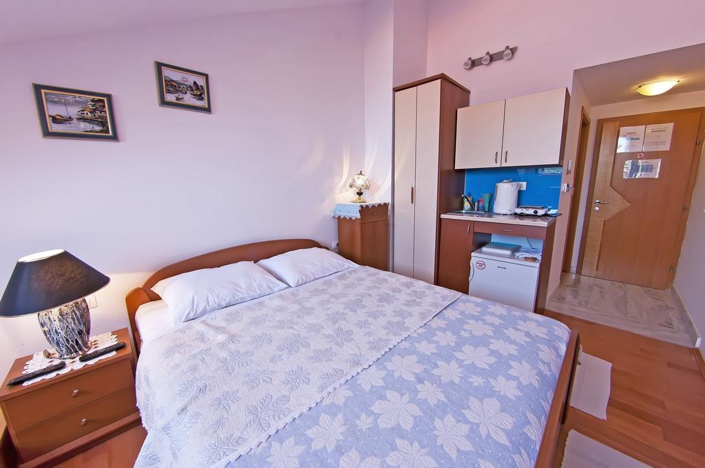Villa Ana Zaton  Buitenkant foto